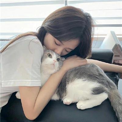 俊俏媳妇开明婆